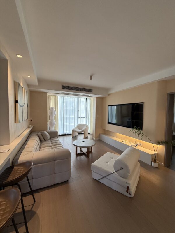 2br，21.8k，west nanjing rd（line2/12/13）
