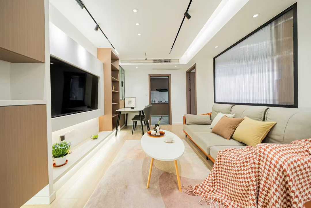 2br，13k，changping rd（line7）