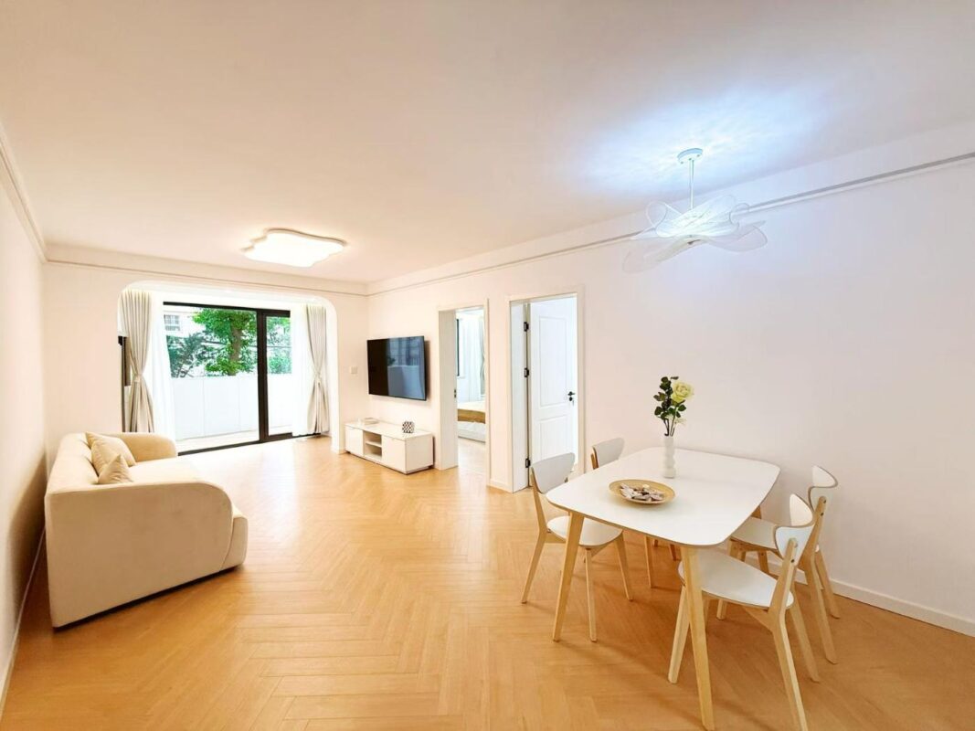 2br,12.8k,caoyang rd(line3/4/11/14)
