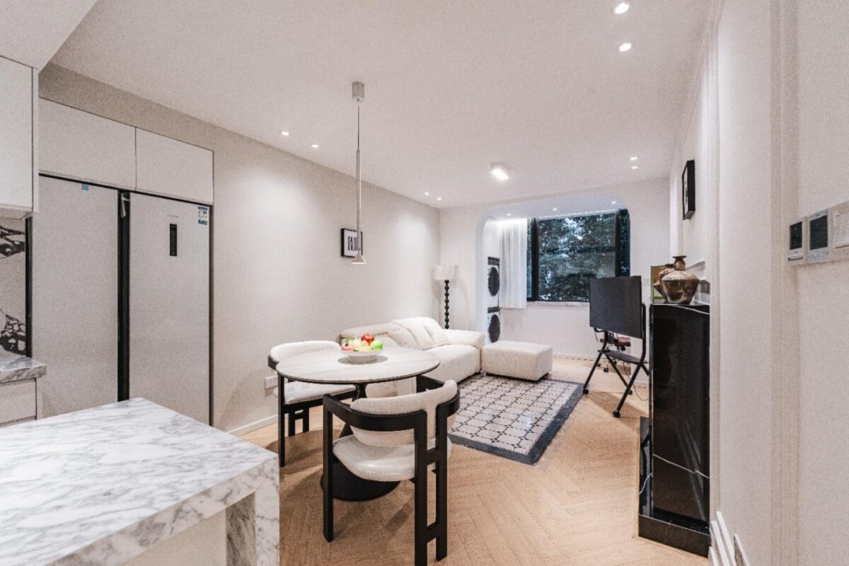 2br,15k,jing’an temple(line2/7)
