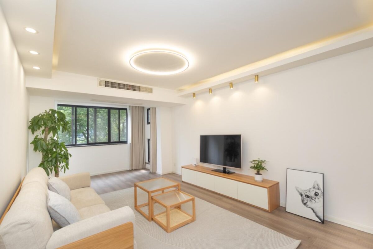 3br 2ba，24k，west nanjing rd（line2/12/13）