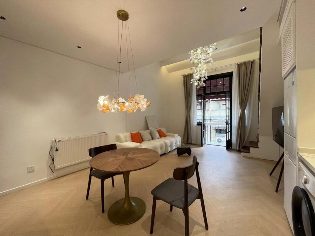 1br，12.5k，west nanjing rd（line2/12/13）