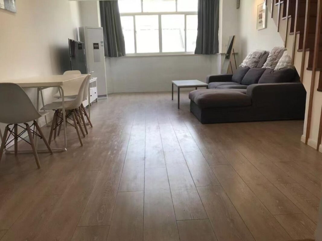 1br，7.8k，jing’an temple（line2/7）