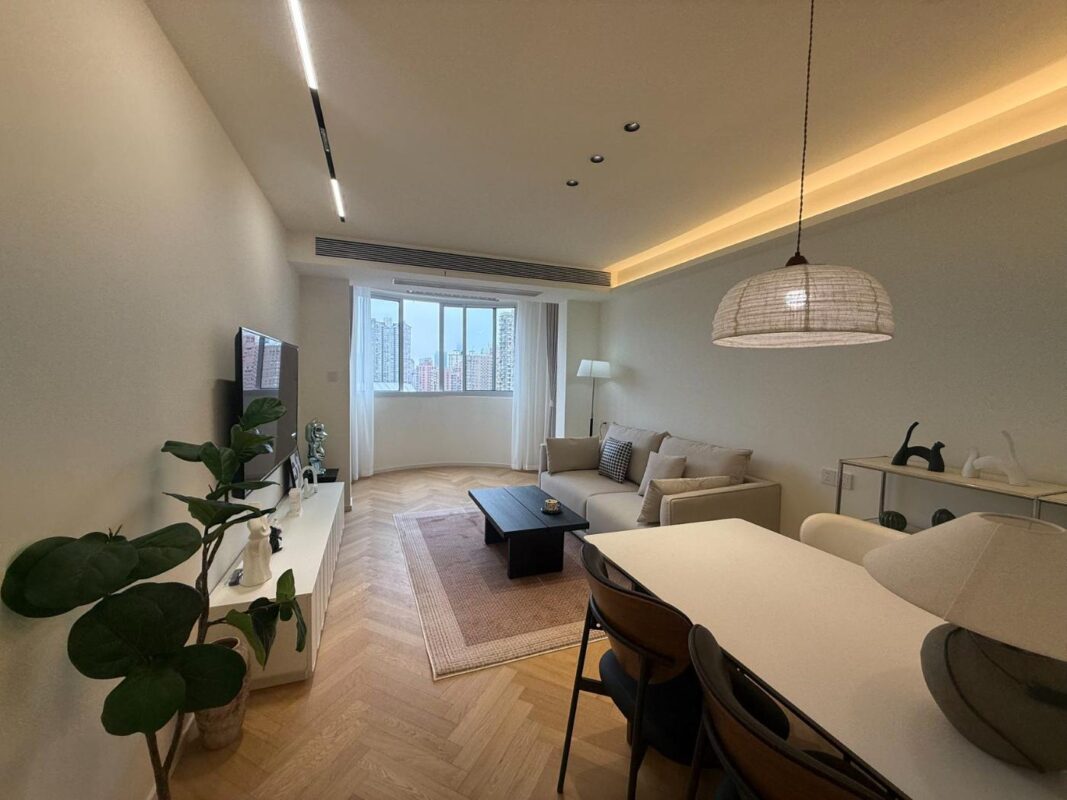 1br，12.5k，south Shaanxi rd（line1/10/12）