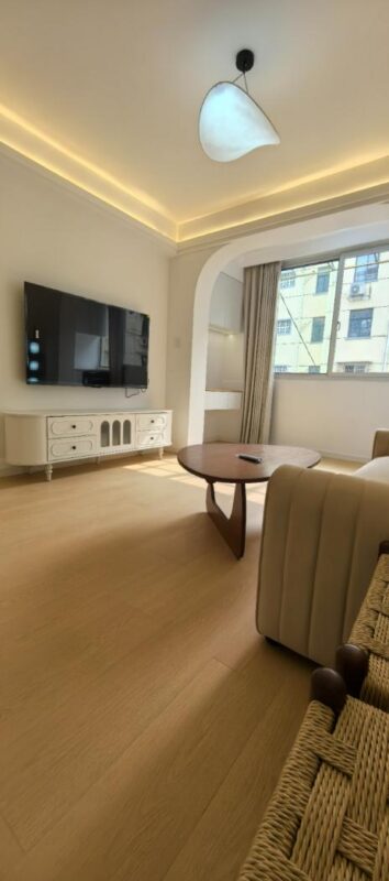 1br，8.5k，jiangsu rd（line2/11）