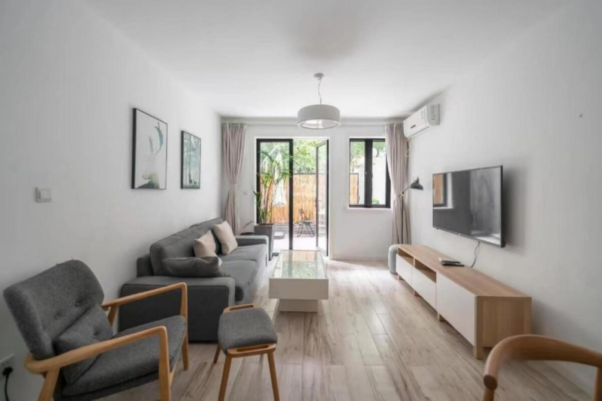 1br，12.8k，west nanjing rd（line2/12/13）