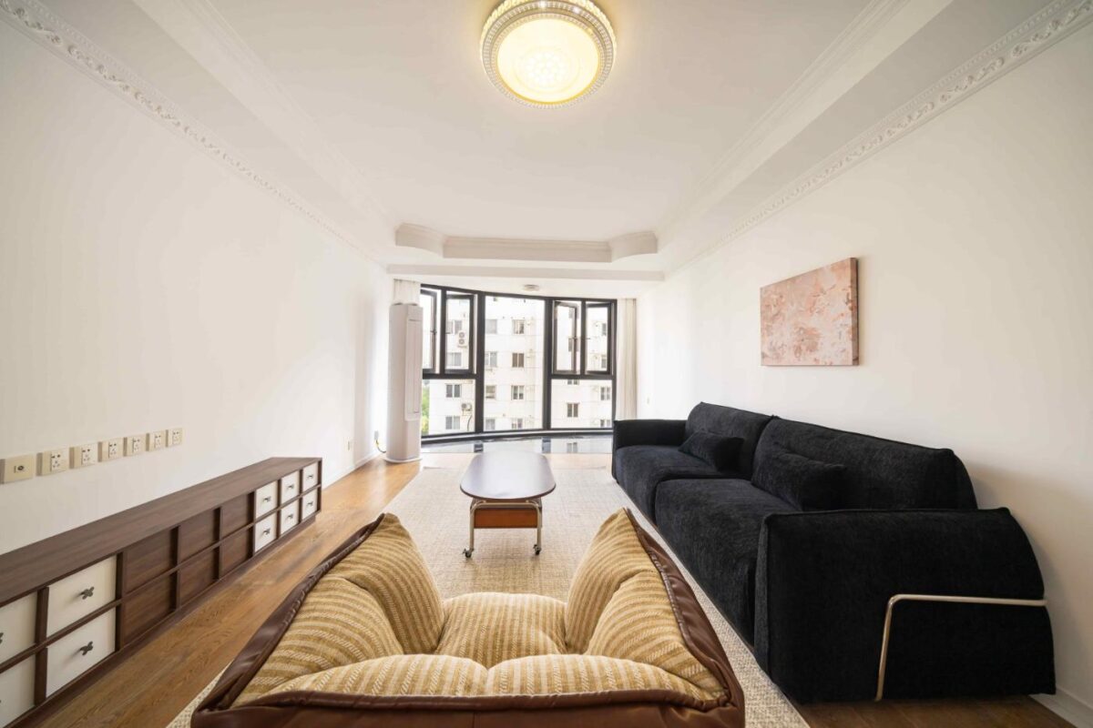 3br 2ba，20k，jiashan rd（line9/12）