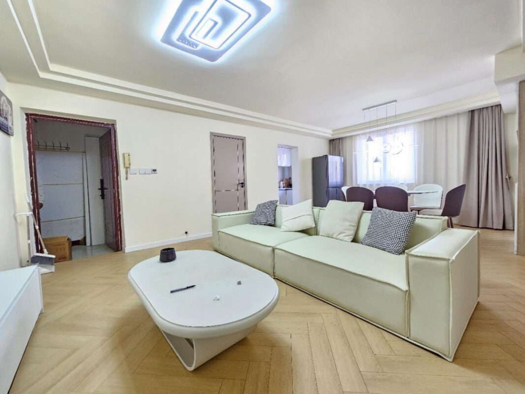 2br，13.5k，yishan rd（line3/4/9）