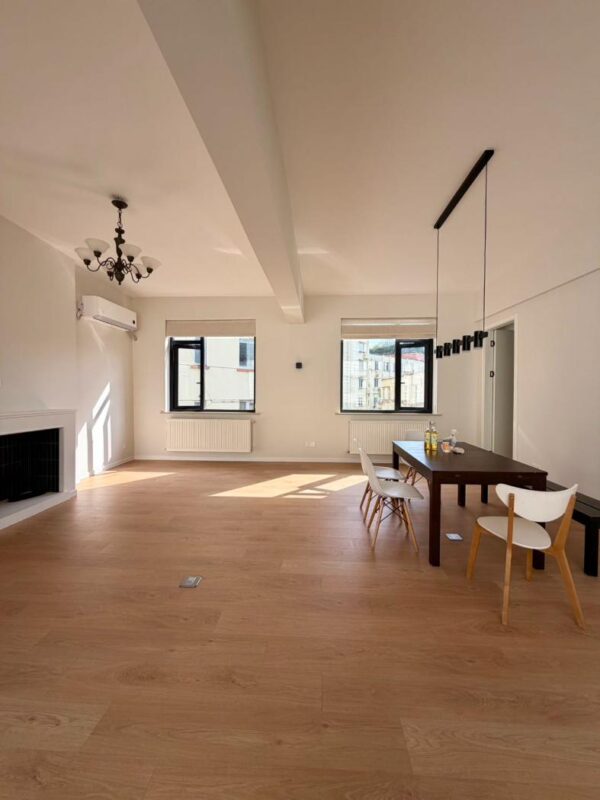 2br 2ba，28k，hengshan rd（line1）