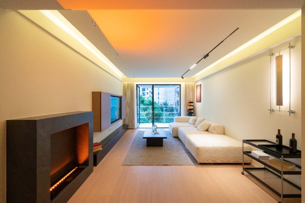 2br 2ba,22k,west nanjing rd(line2/12/13)