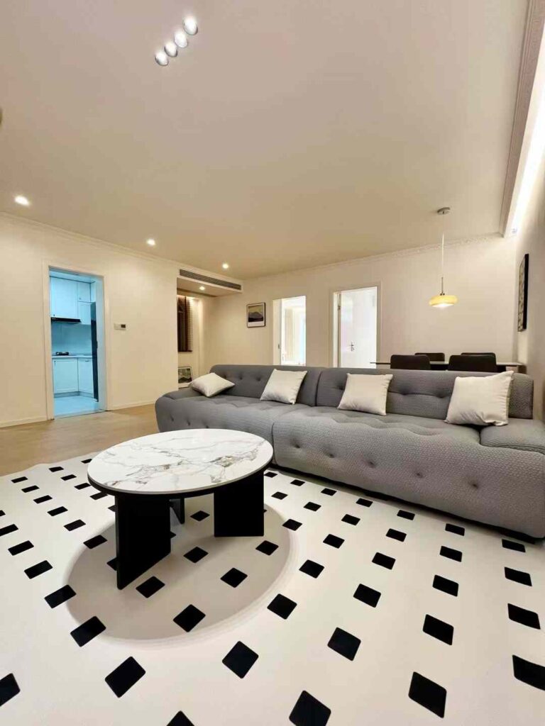 2br，*12.5k，jing’an temple（line2/7）